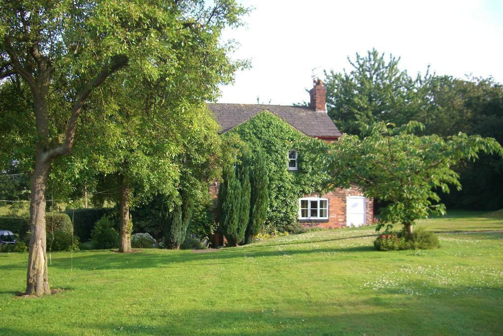 Ash Farm Country House Little Bollington Exteriér fotografie